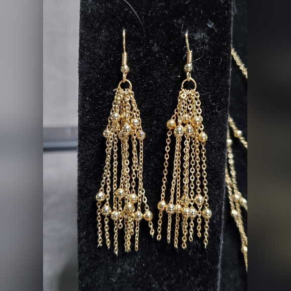 Mulit-Chain Waterfall Necklace & Drop Earring Set Gold-tone - Picture 4 of 10